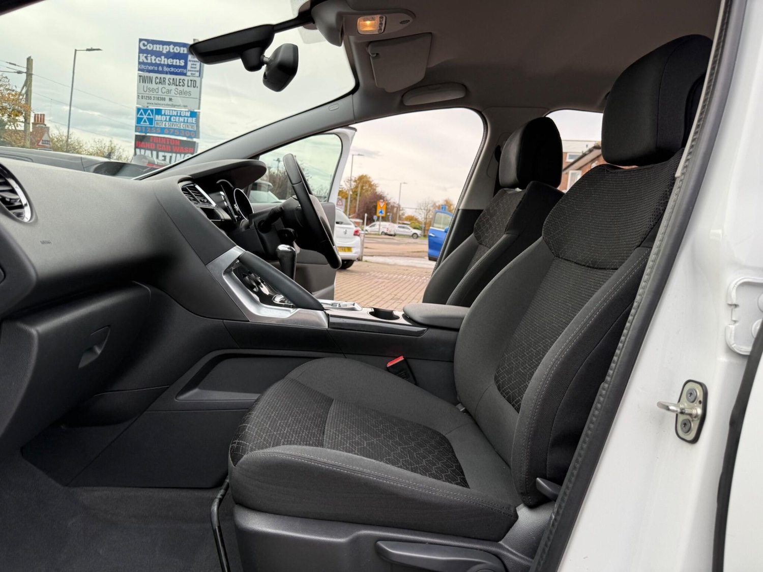 Used Peugeot 3008 2016 for sale - 76498679: Photo 34