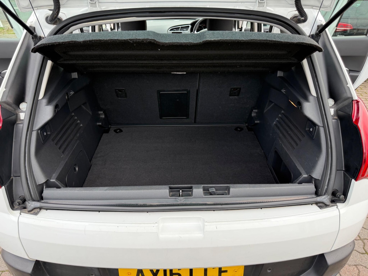 Used Peugeot 3008 2016 for sale - 76498679: Photo 37