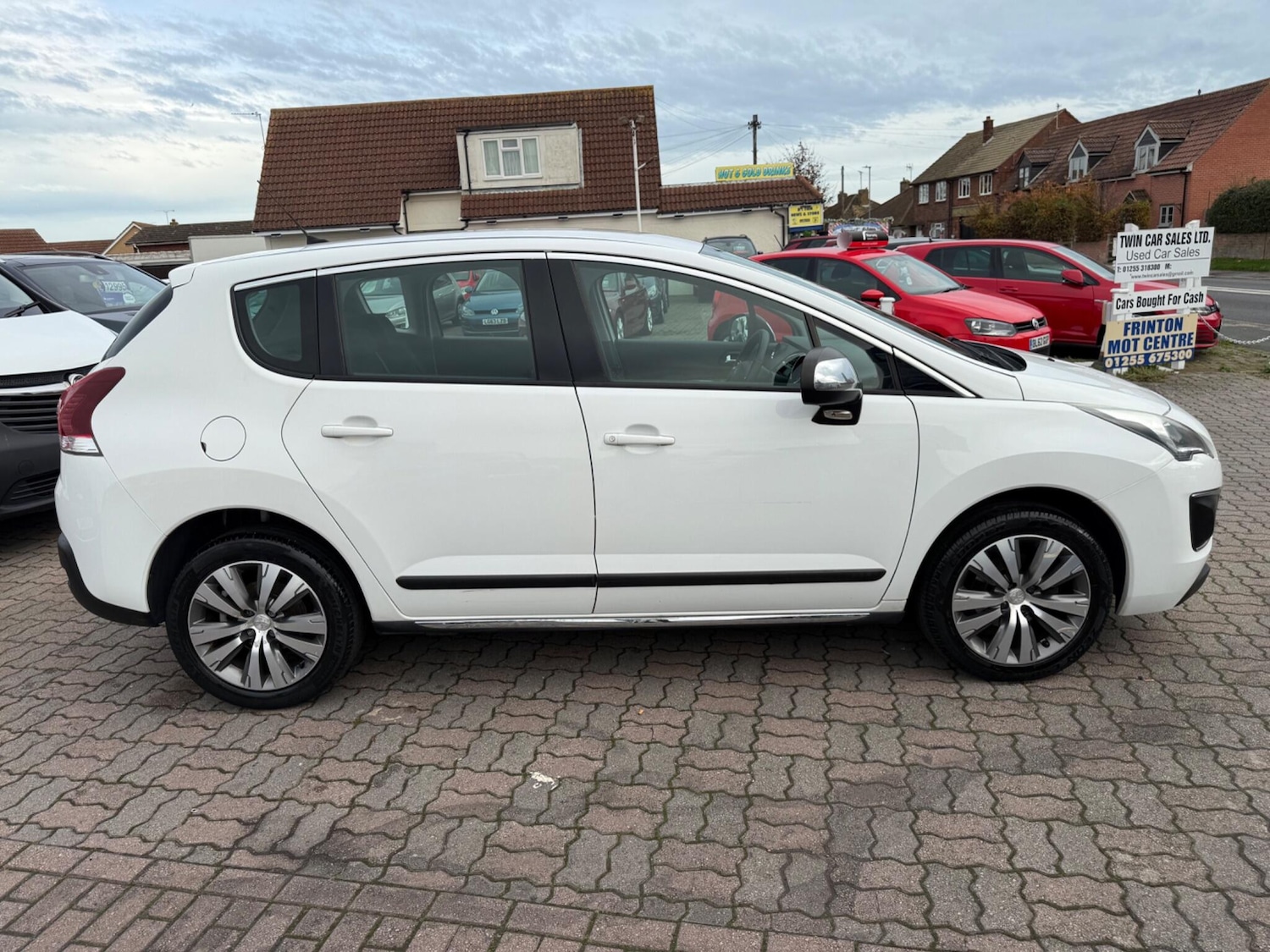 Used Peugeot 3008 2016 for sale - 76498679: Photo 9