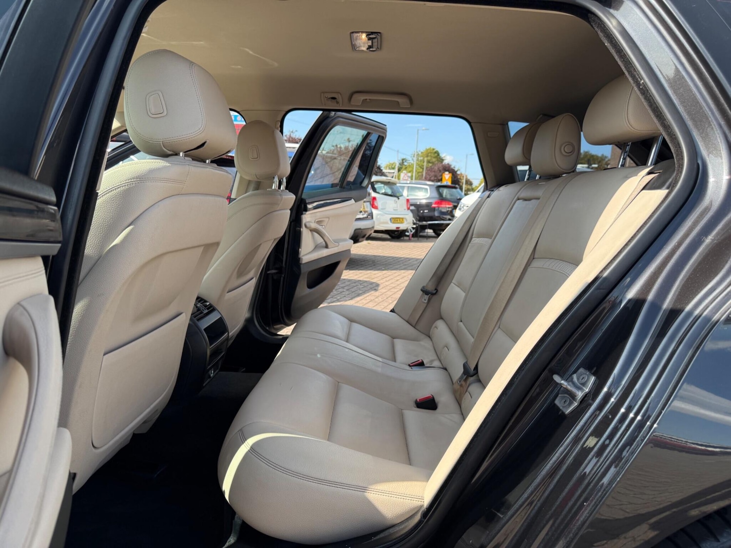 Used BMW 5 Series 2017 for sale - 75808842: Photo 30