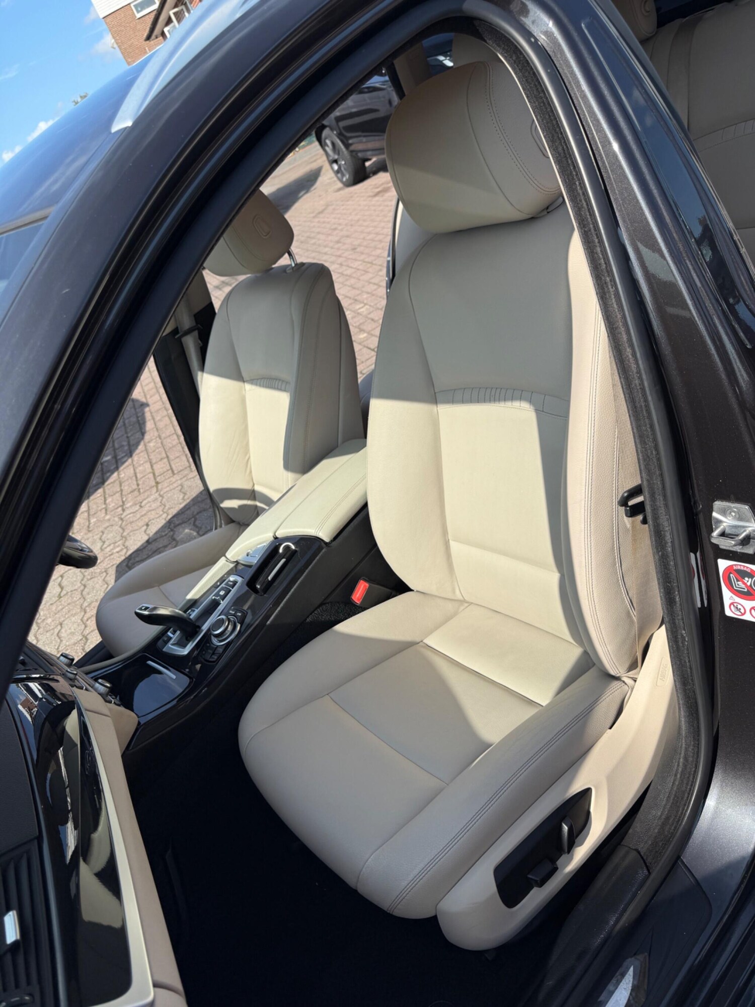 Used BMW 5 Series 2017 for sale - 75808842: Photo 37