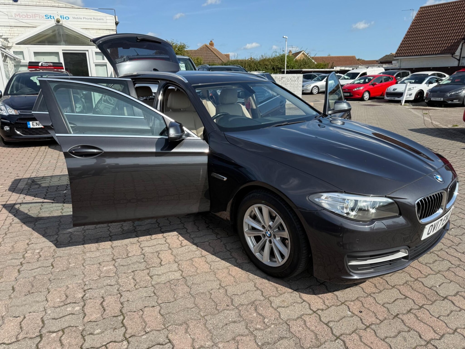 Used BMW 5 Series 2017 for sale - 75808842: Photo 43