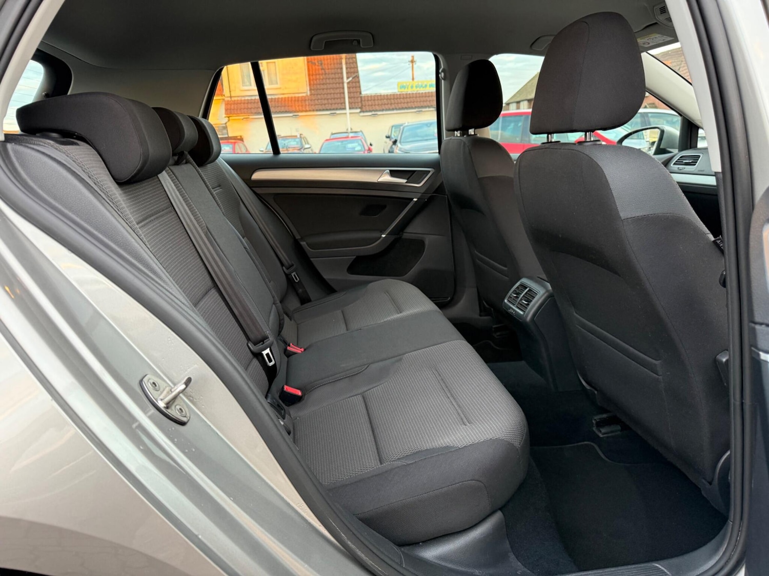 Used Volkswagen Golf 2015 for sale - 76349131: Photo 27