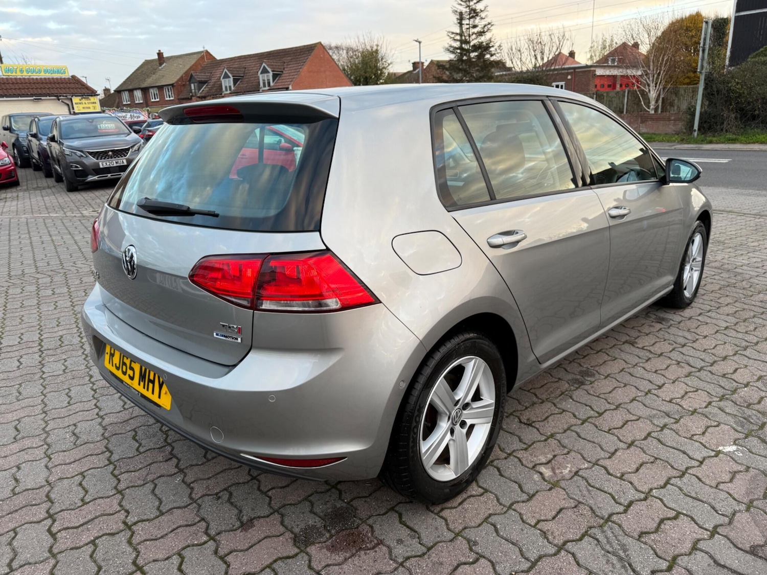 Used Volkswagen Golf 2015 for sale - 76349131: Photo 8