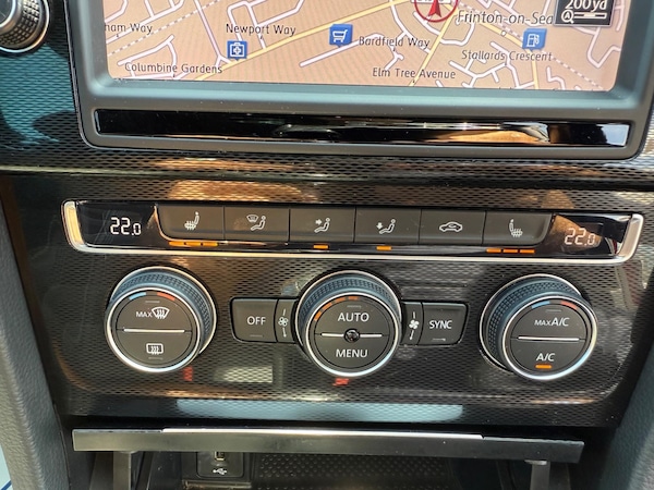 Used Volkswagen Golf 2017 for sale - 75268068: Photo 18