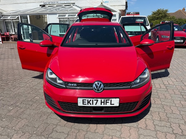 Used Volkswagen Golf 2017 for sale - 75268068: Photo 45