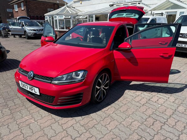 Used Volkswagen Golf 2017 for sale - 75268068: Photo 46