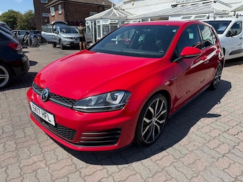 Used Volkswagen Golf 2017 for sale - 75268068: Photo