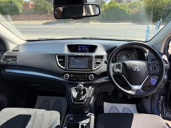 Used Honda CR-V 2017 for sale - 79325398: Photo