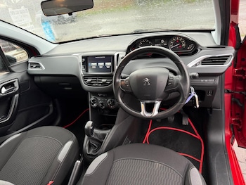 Used Peugeot 208 2017 for sale - 77564729: Photo