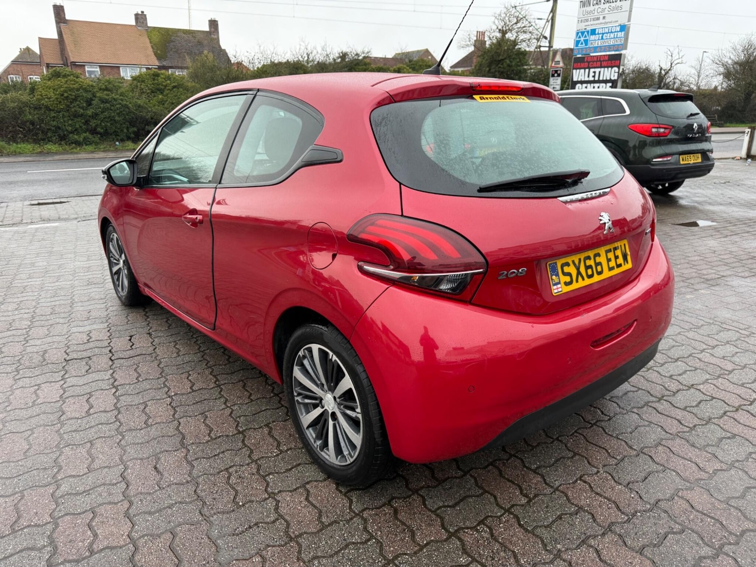 Used Peugeot 208 2017 for sale - 77564729: Photo 6