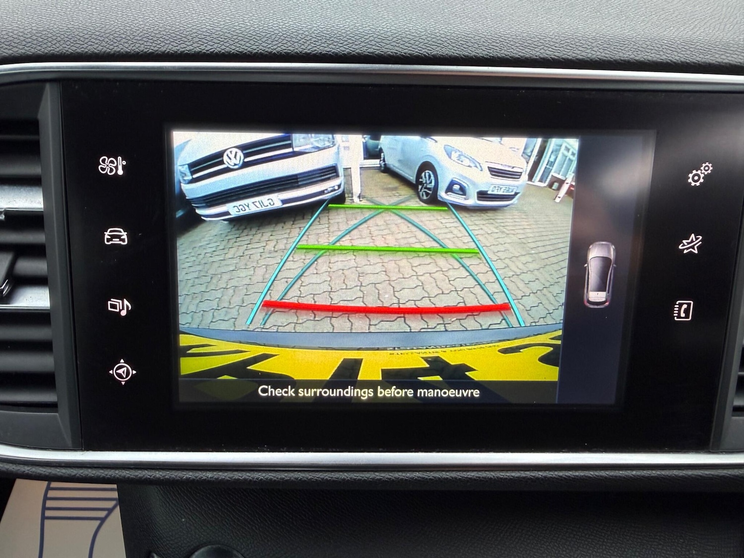 Used Peugeot 308 2014 for sale - 77549370: Photo 18