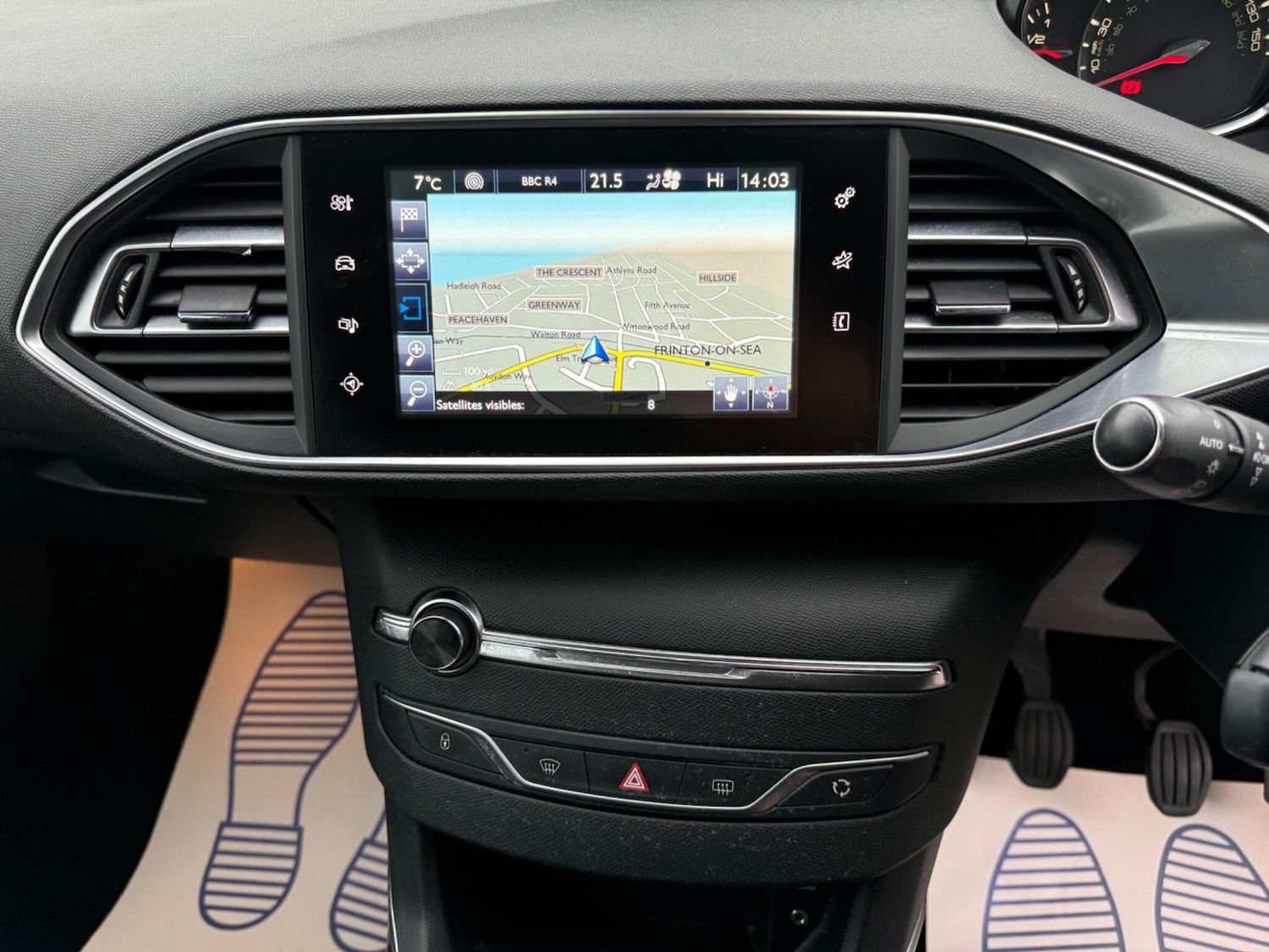 Used Peugeot 308 2014 for sale - 77549370: Photo 19