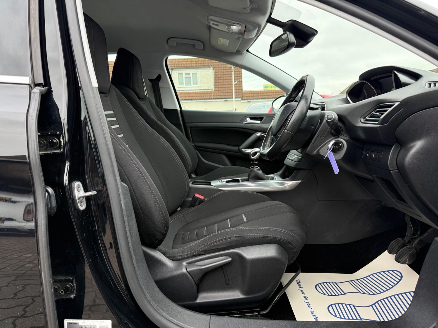 Used Peugeot 308 2014 for sale - 77549370: Photo 22