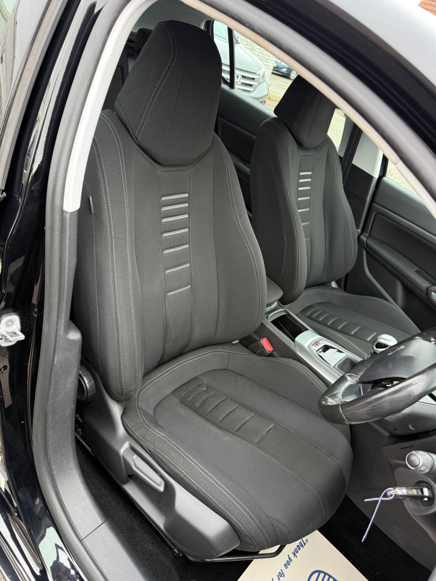 Used Peugeot 308 2014 for sale - 77549370: Photo 23