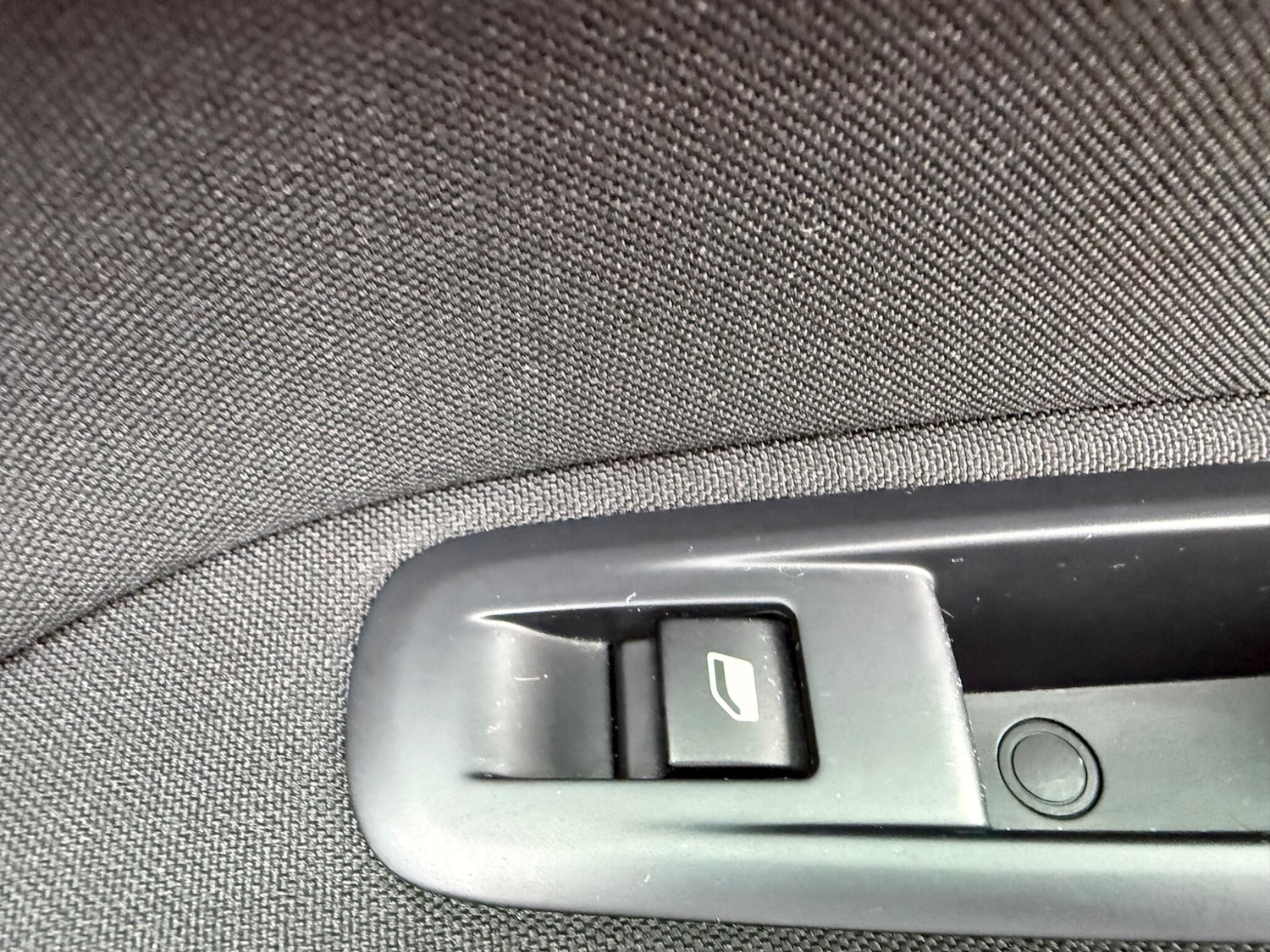 Used Peugeot 308 2014 for sale - 77549370: Photo 26