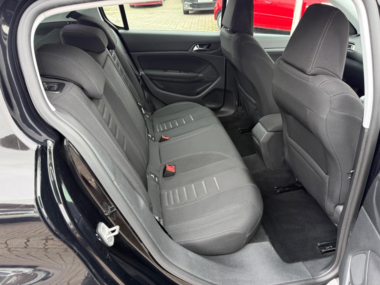 Used Peugeot 308 2014 for sale - 77549370: Photo 28