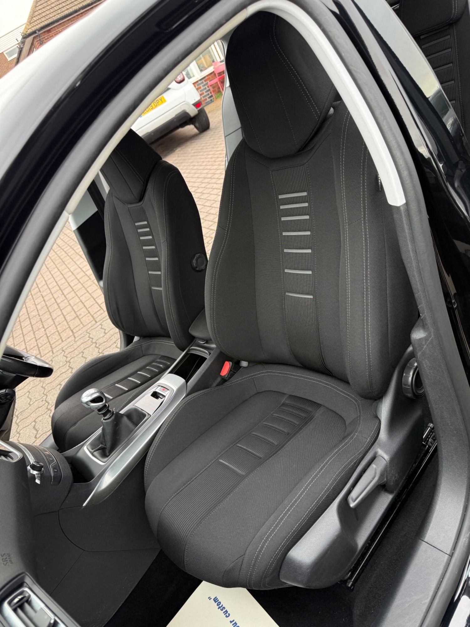 Used Peugeot 308 2014 for sale - 77549370: Photo 38