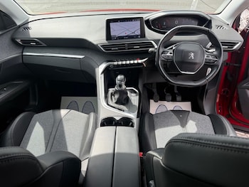 Used Peugeot 3008 2018 for sale - 78600902: Photo