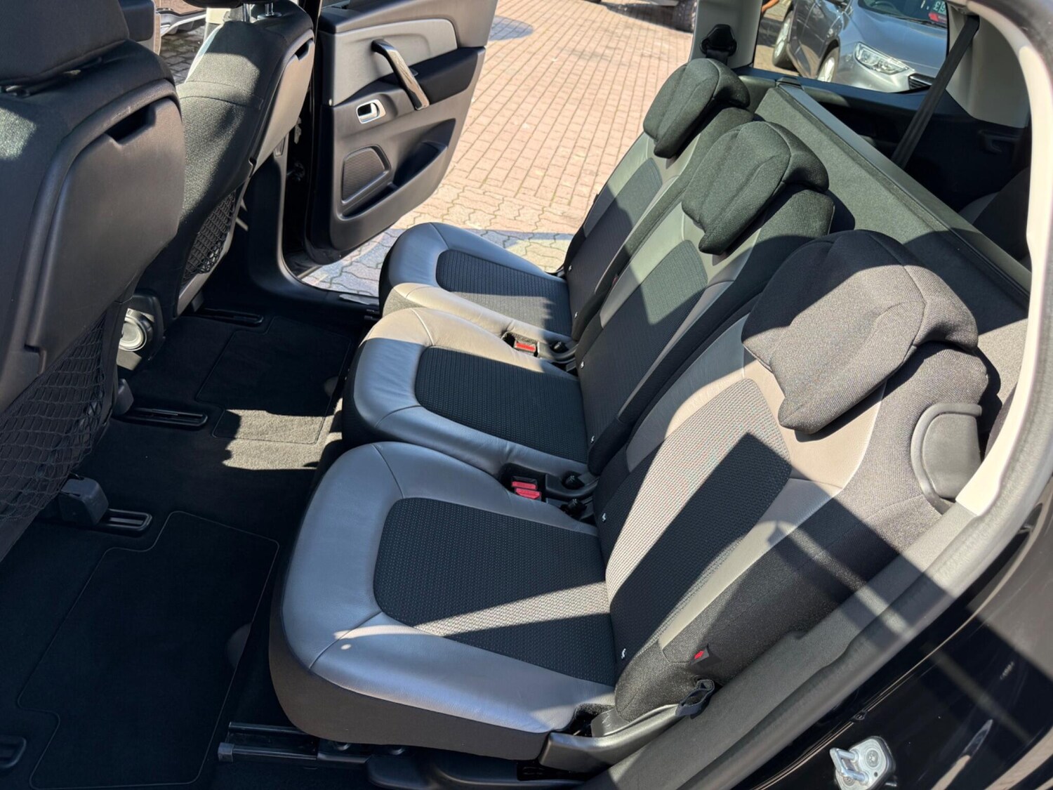 Used Citroen C4 Grand Picasso 2015 for sale - 76306278: Photo 37