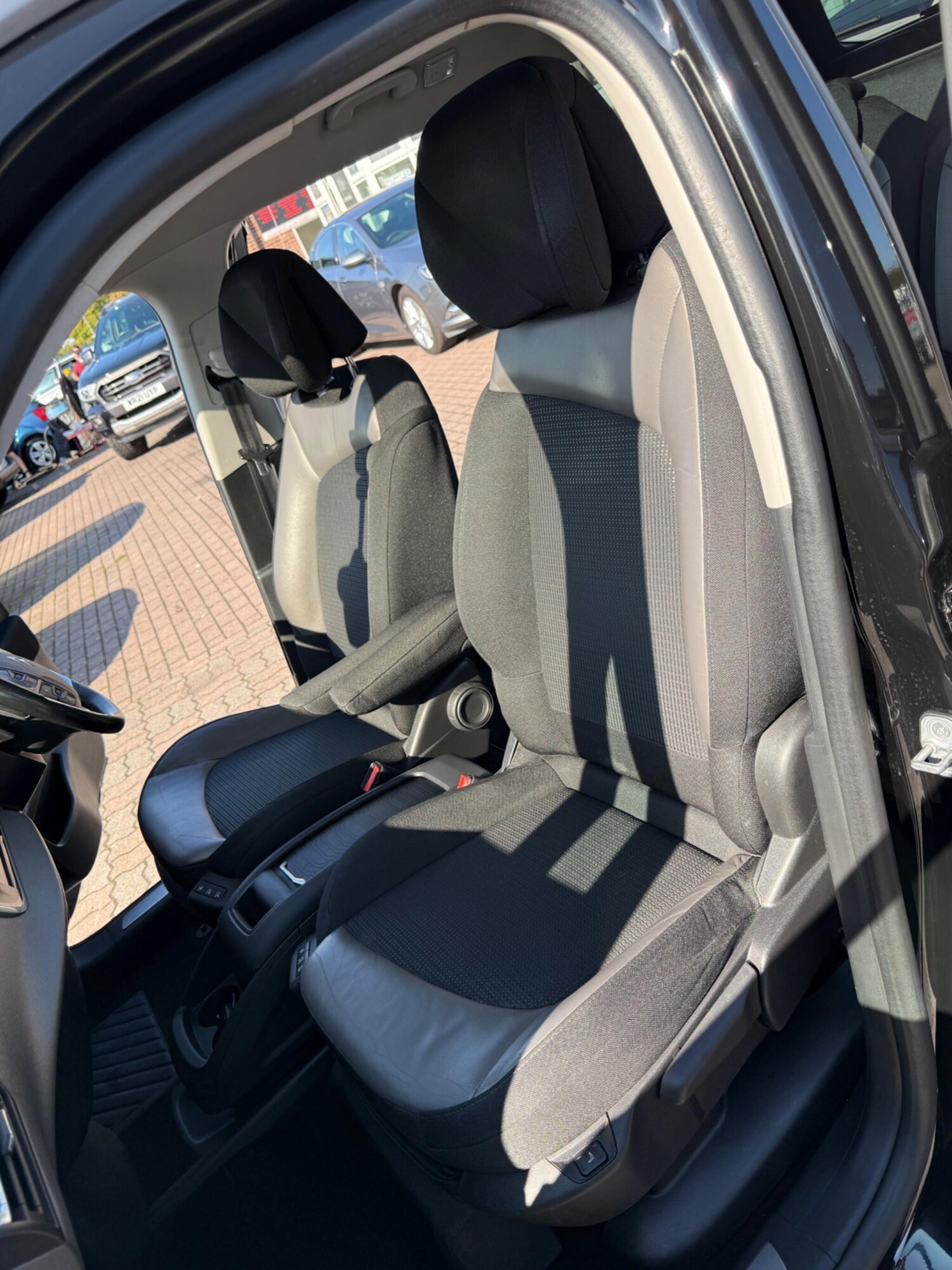 Used Citroen C4 Grand Picasso 2015 for sale - 76306278: Photo 43