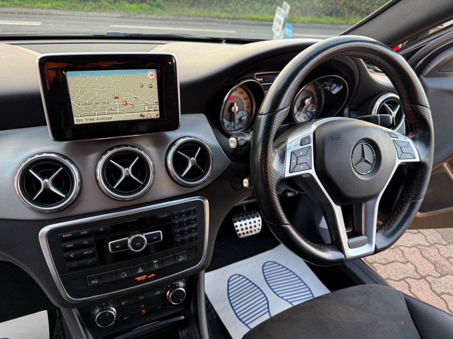 Used Mercedes-Benz GLA 2015 for sale - 76823887: Photo 35