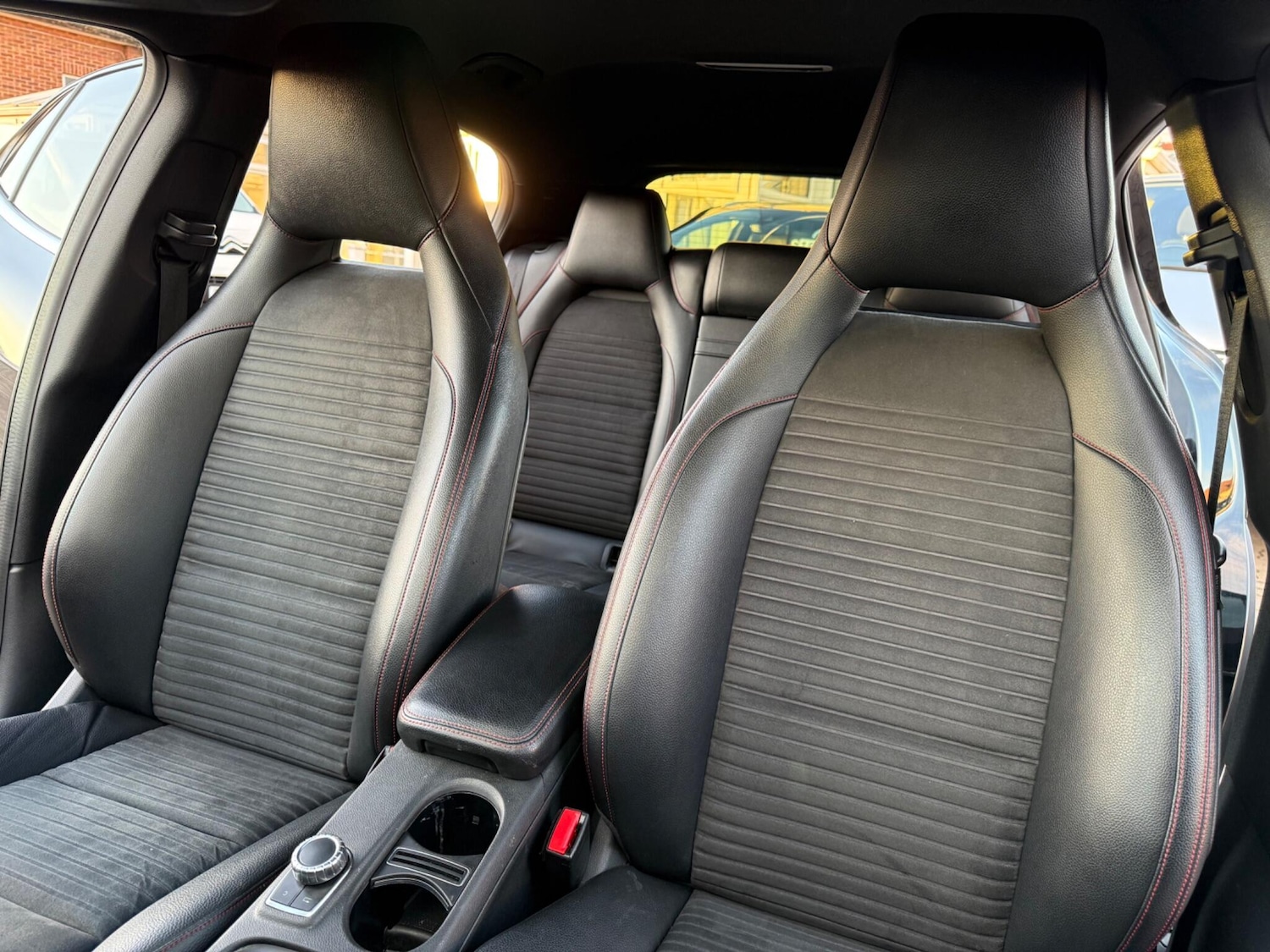 Used Mercedes-Benz GLA 2015 for sale - 76823887: Photo 39