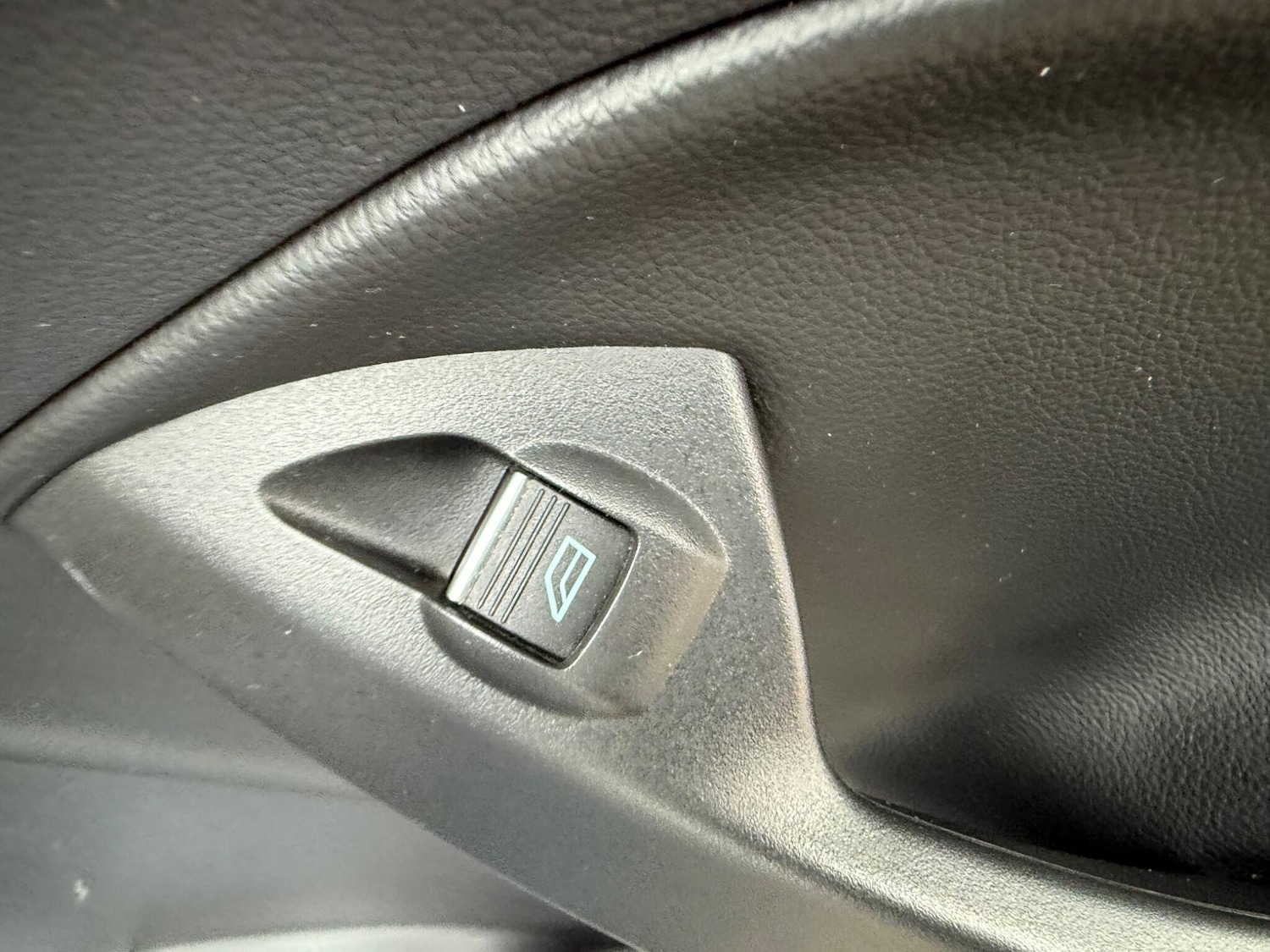 Used Ford Kuga 2018 for sale - 76408662: Photo 25