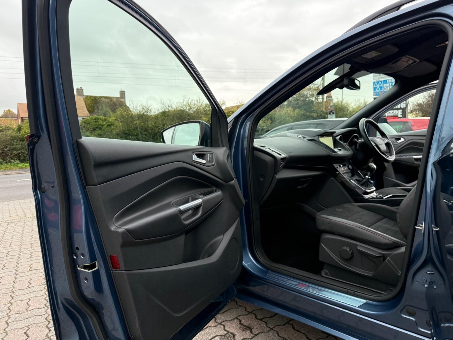 Used Ford Kuga 2018 for sale - 76408662: Photo 32