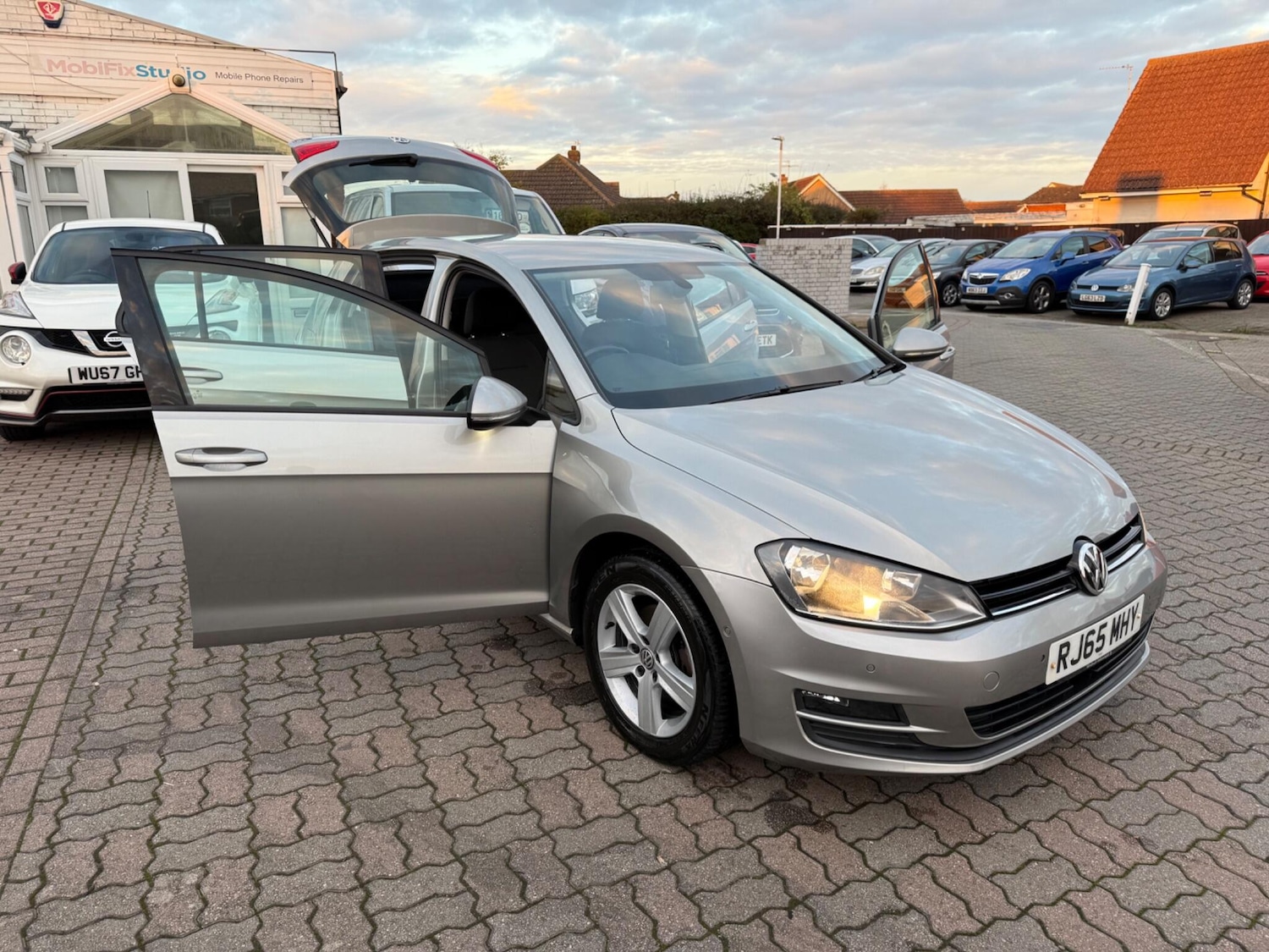 Used Volkswagen Golf 2015 for sale - 76996269: Photo 44