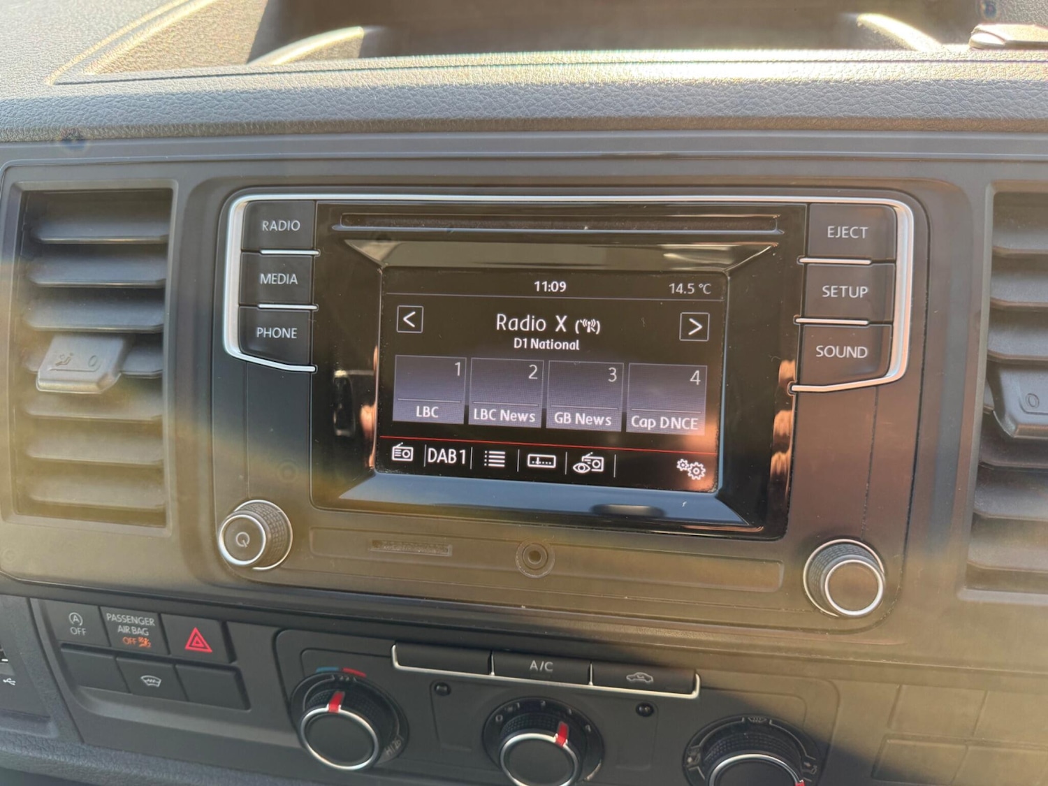 Used Volkswagen Transporter 2017 for sale - 76562128: Photo 17