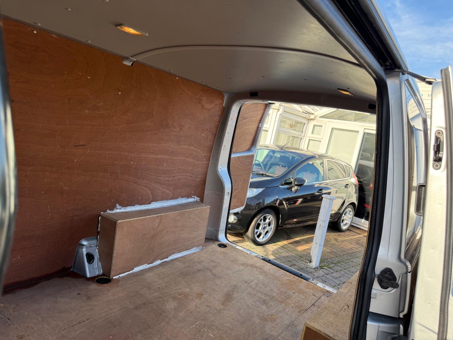 Used Volkswagen Transporter 2017 for sale - 76562128: Photo 27