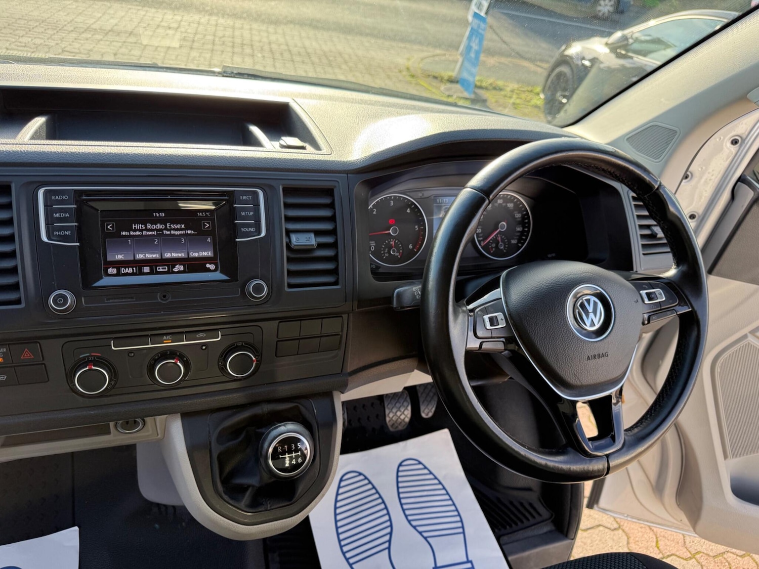 Used Volkswagen Transporter 2017 for sale - 76562128: Photo 30