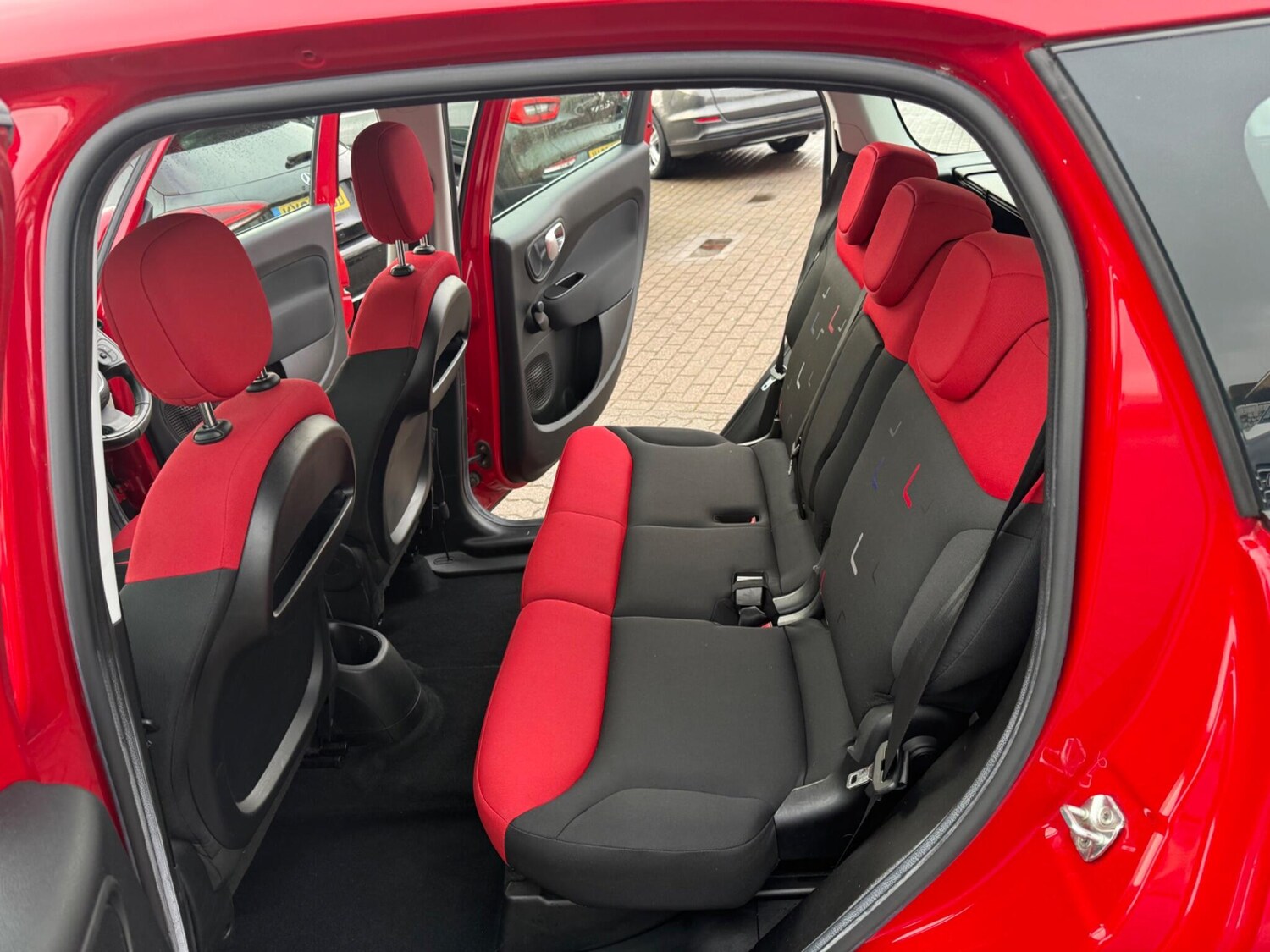 Used Fiat 500L 2017 for sale - 77469184: Photo 30