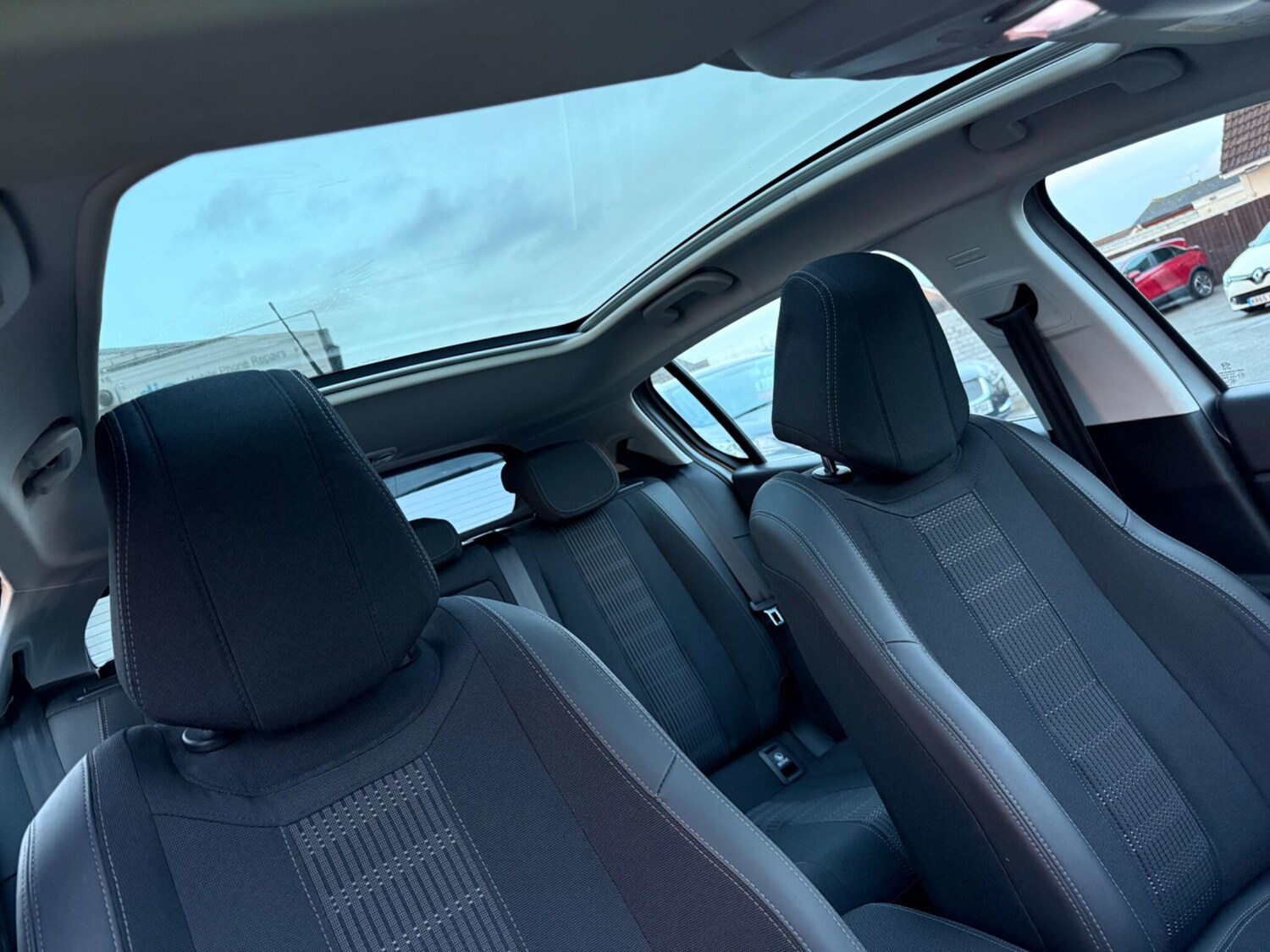 Used Peugeot 308 2020 for sale - 77203317: Photo 25