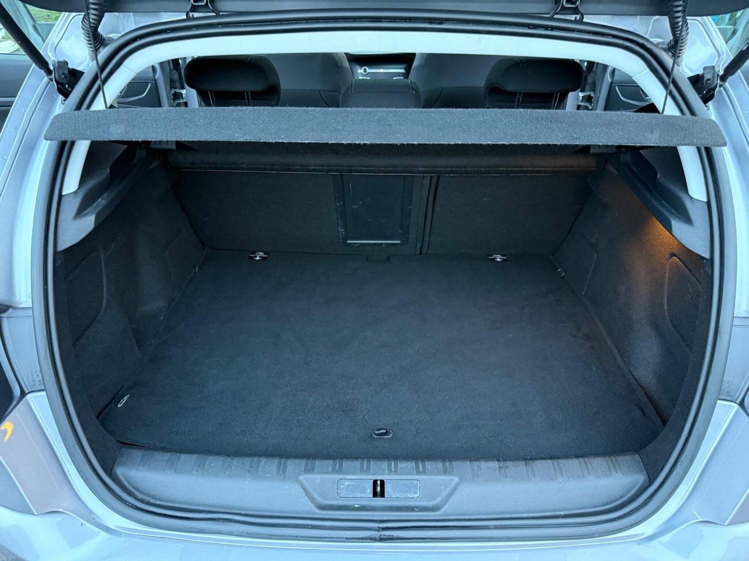 Used Peugeot 308 2020 for sale - 77203317: Photo 42