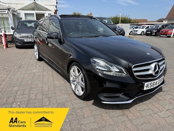 Used Mercedes-Benz E Class 2015 for sale - 79181186: Photo