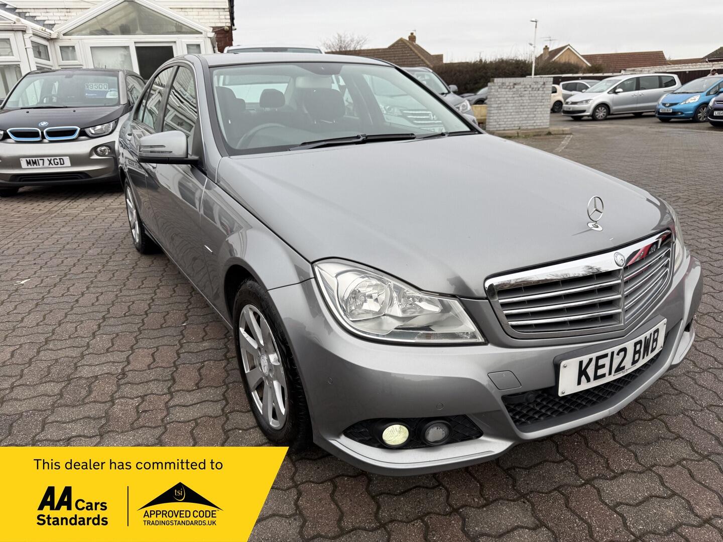 Used Mercedes-Benz C Class 2012 for sale - 77144326: Photo 1