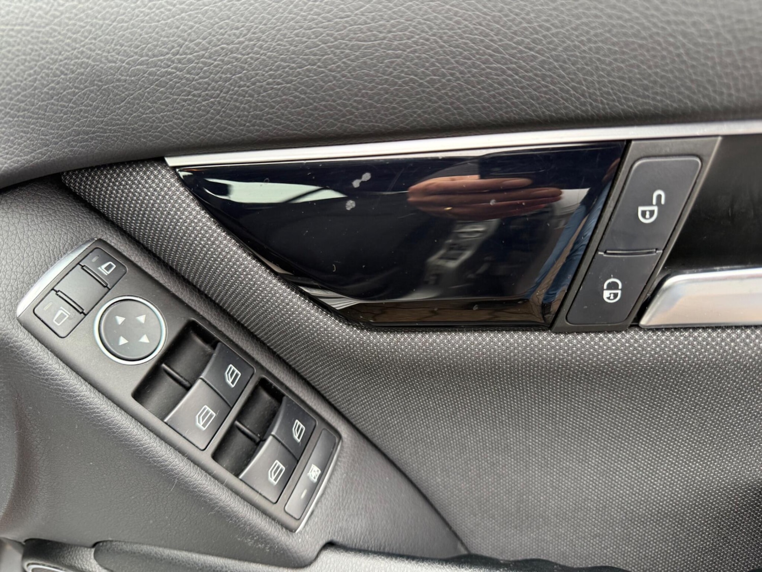 Used Mercedes-Benz C Class 2012 for sale - 77144326: Photo 11