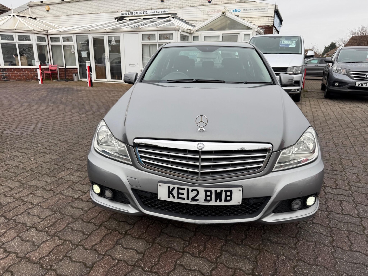 Used Mercedes-Benz C Class 2012 for sale - 77144326: Photo 2