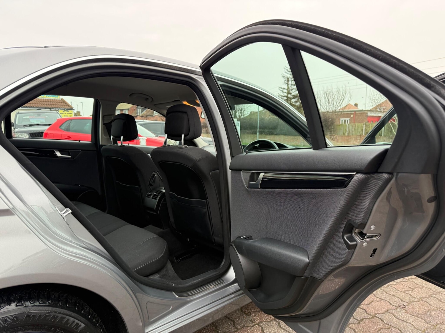 Used Mercedes-Benz C Class 2012 for sale - 77144326: Photo 25