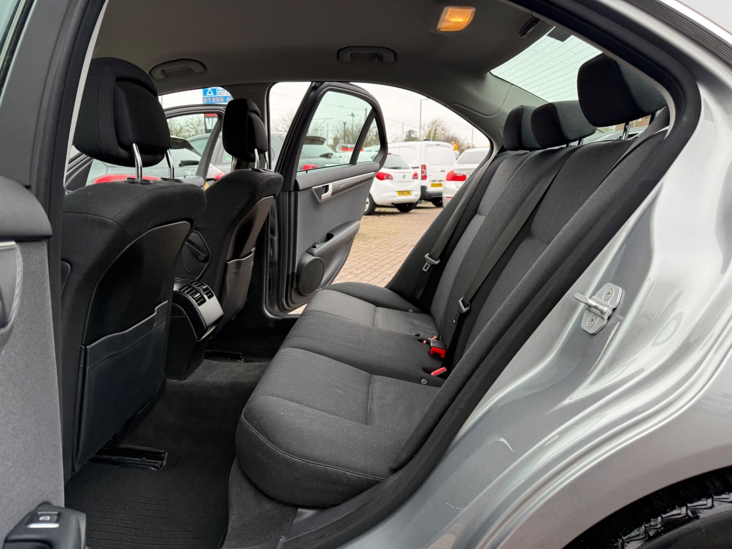 Used Mercedes-Benz C Class 2012 for sale - 77144326: Photo 31