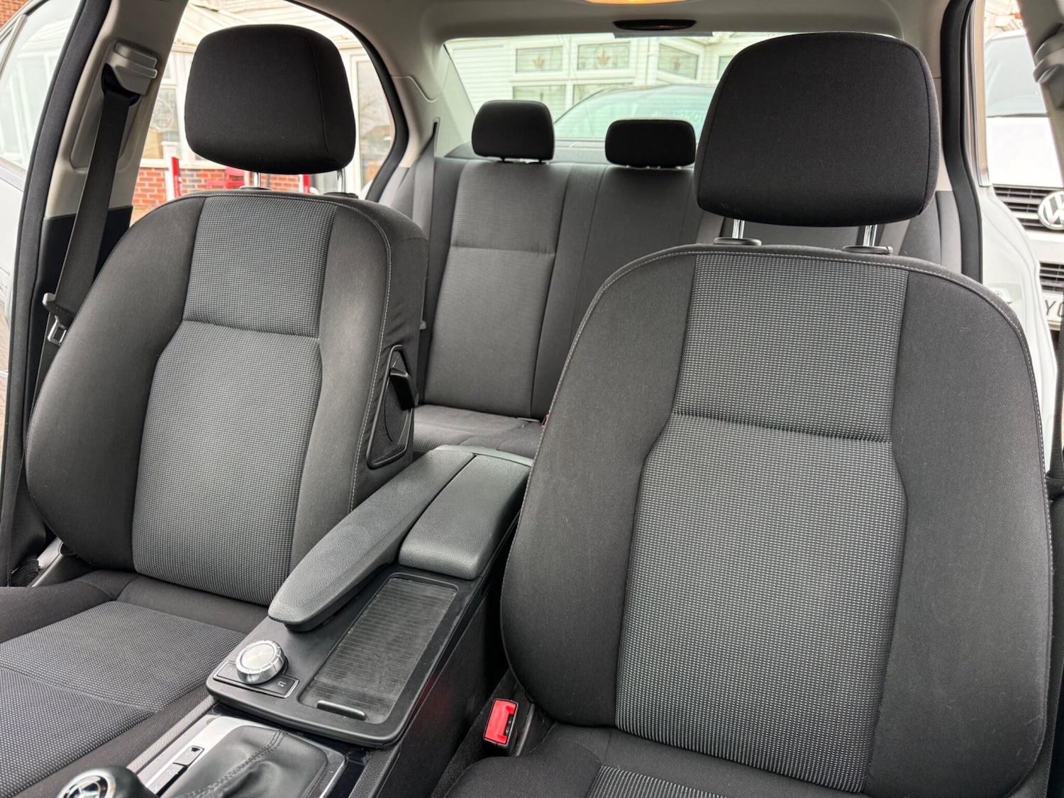 Used Mercedes-Benz C Class 2012 for sale - 77144326: Photo 39