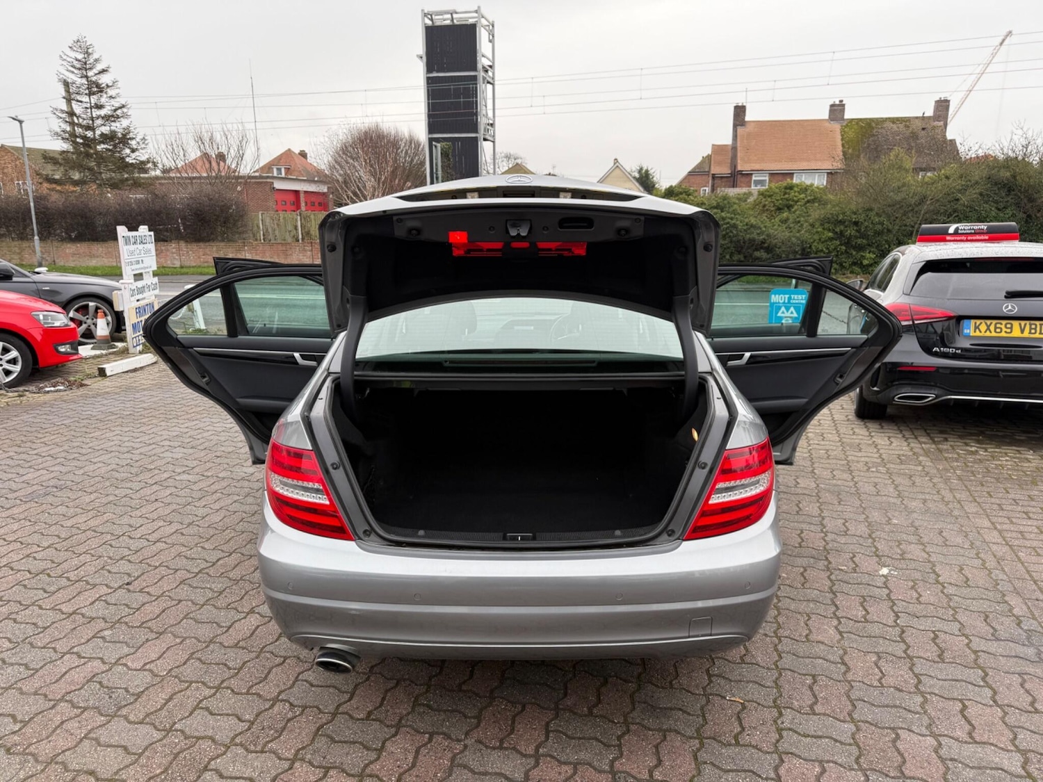 Used Mercedes-Benz C Class 2012 for sale - 77144326: Photo 41