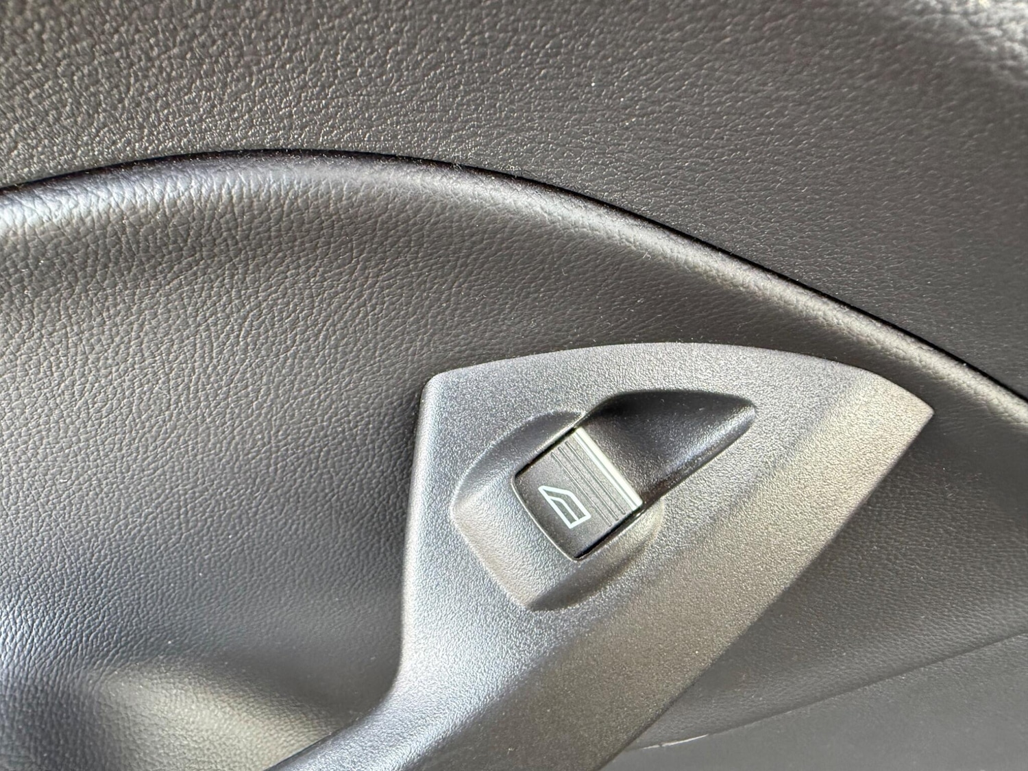 Used Ford Kuga for sale - 78135579: Photo 34