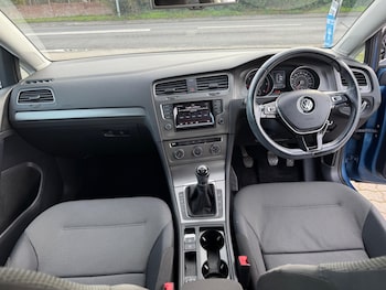 Used Volkswagen Golf 2013 for sale - 76423804: Photo