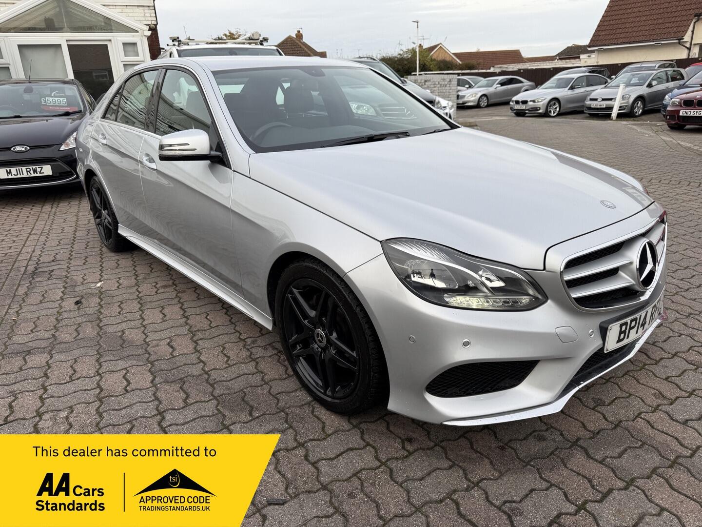 Used Mercedes-Benz E Class 2014 for sale - 76499413: Photo 1