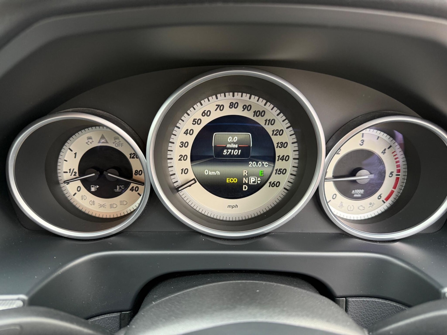 Used Mercedes-Benz E Class 2014 for sale - 76499413: Photo 17