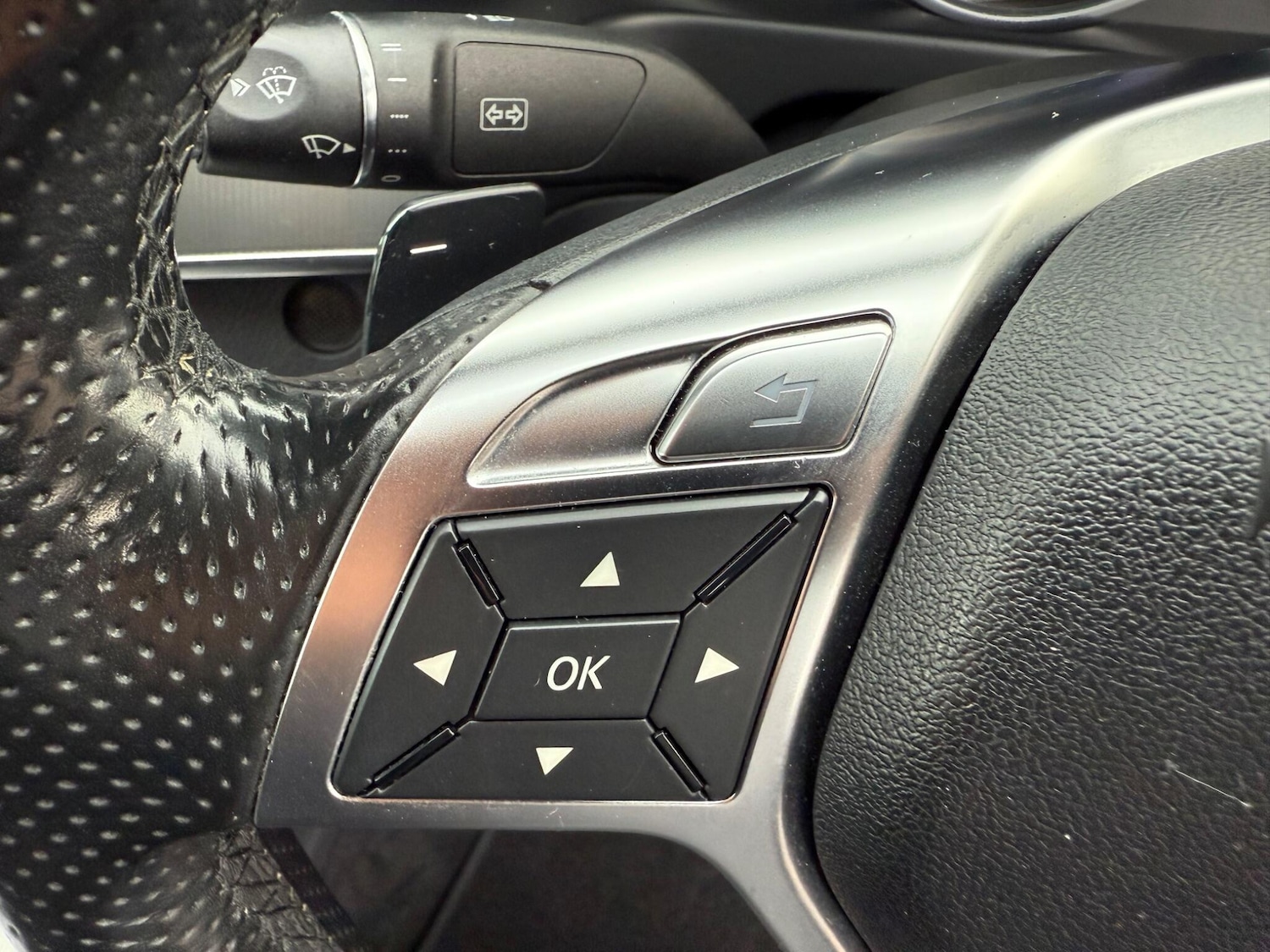 Used Mercedes-Benz E Class 2014 for sale - 76499413: Photo 19