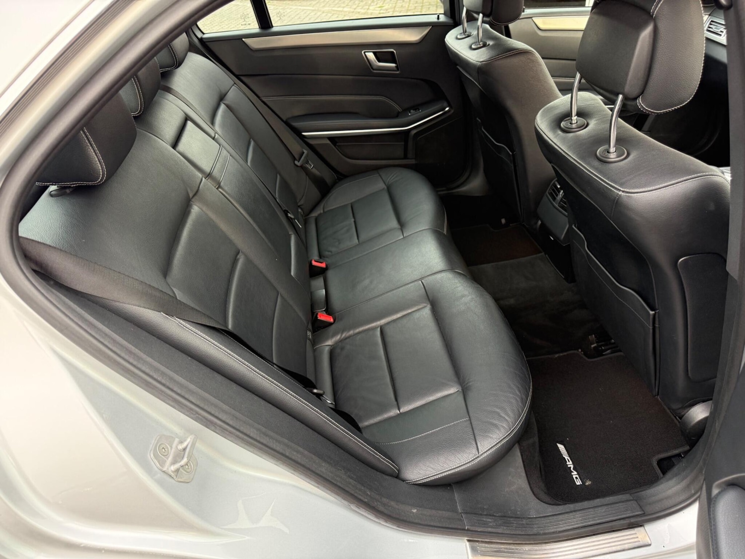 Used Mercedes-Benz E Class 2014 for sale - 76499413: Photo 31